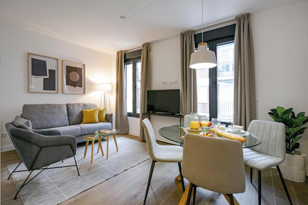 Feelathome Castilla Apartments Madrid Exterior foto