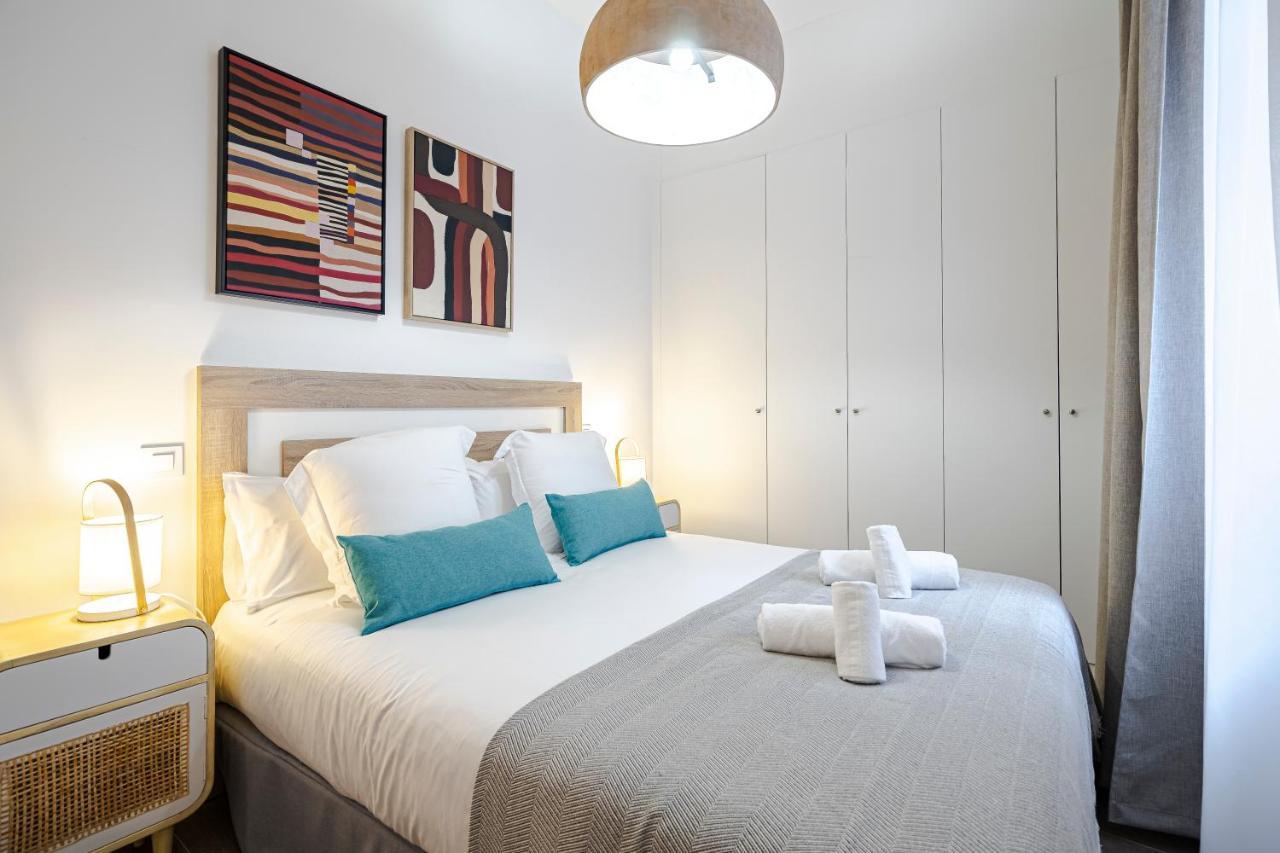 Feelathome Castilla Apartments Madrid Exterior foto
