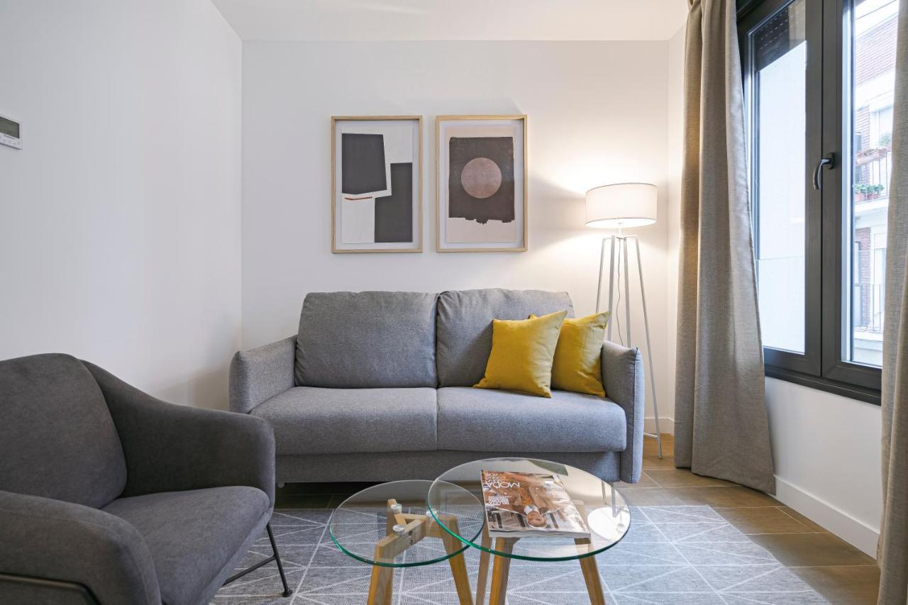 Feelathome Castilla Apartments Madrid Exterior foto