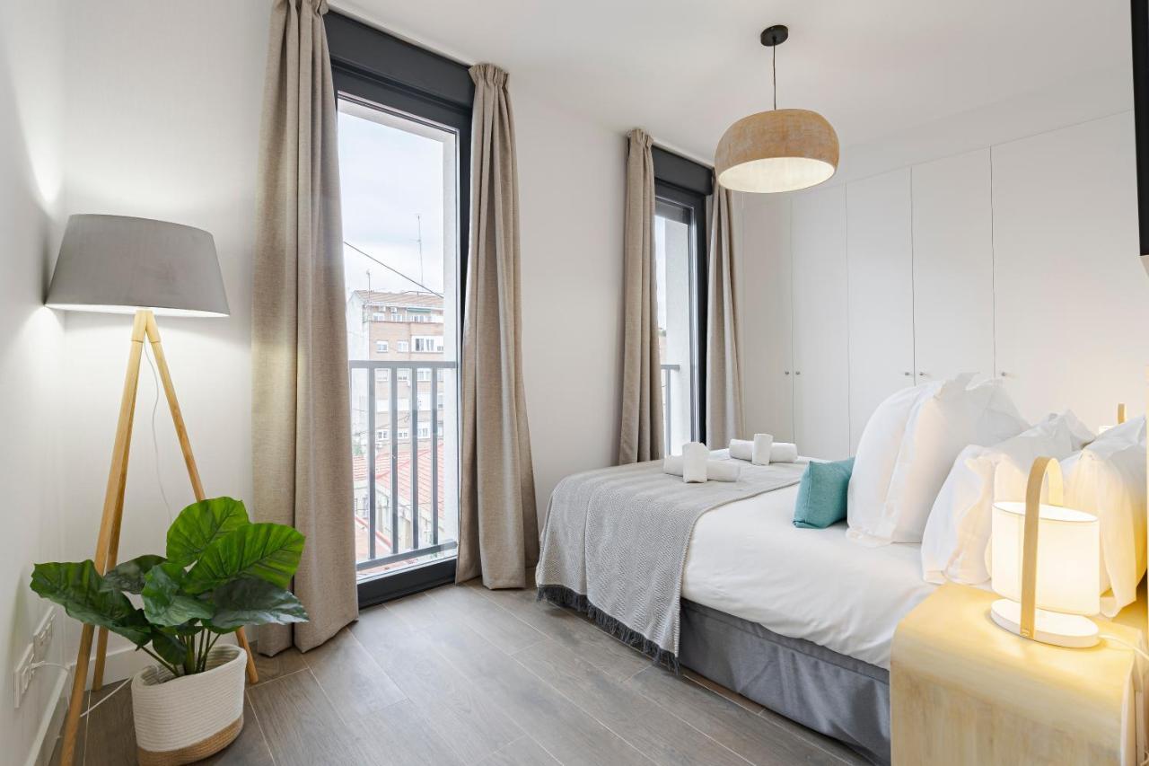 Feelathome Castilla Apartments Madrid Exterior foto