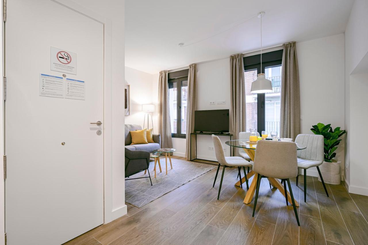 Feelathome Castilla Apartments Madrid Exterior foto