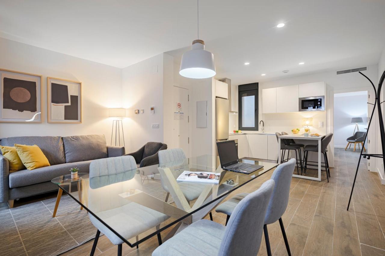 Feelathome Castilla Apartments Madrid Exterior foto