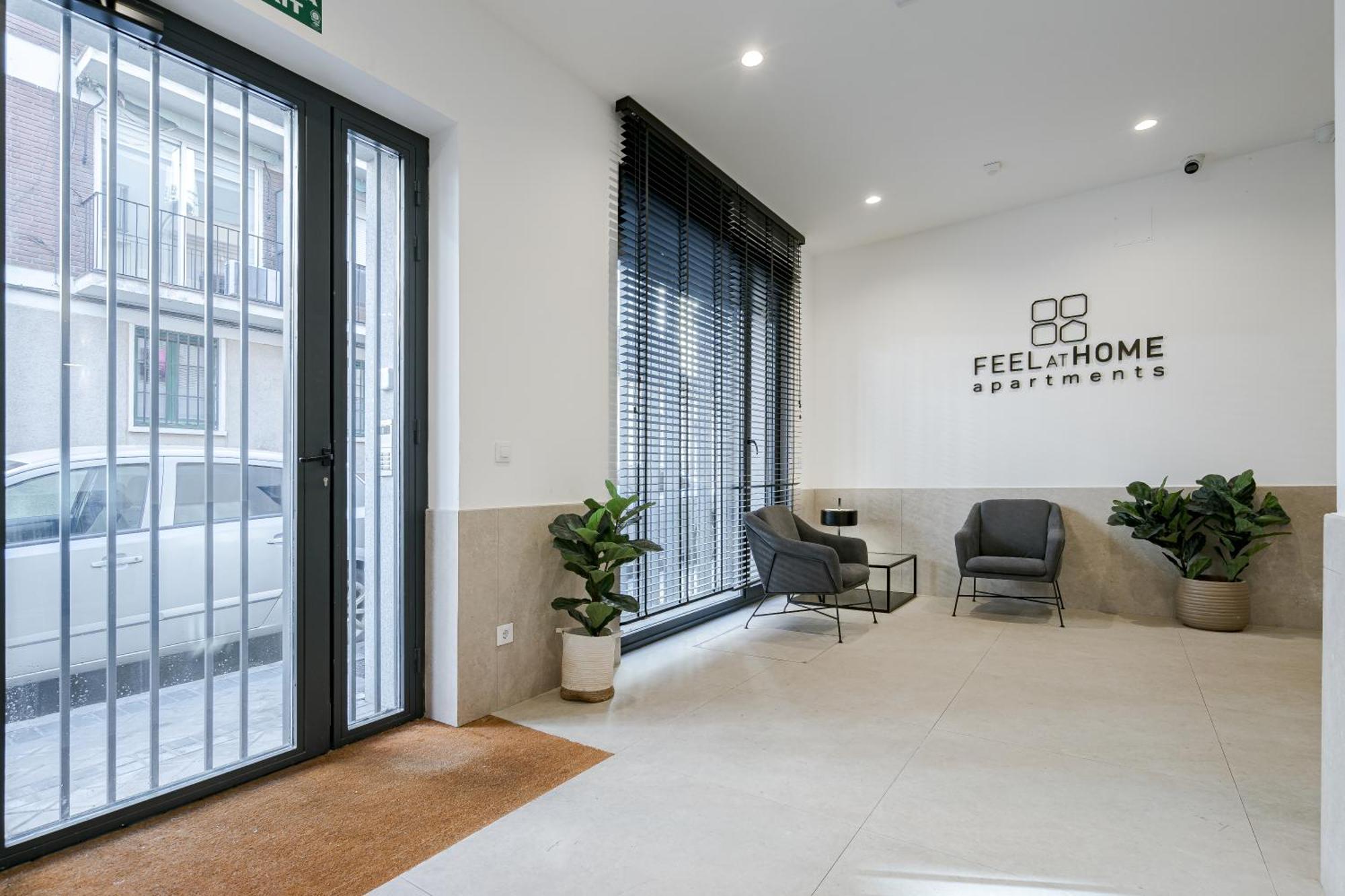 Feelathome Castilla Apartments Madrid Exterior foto